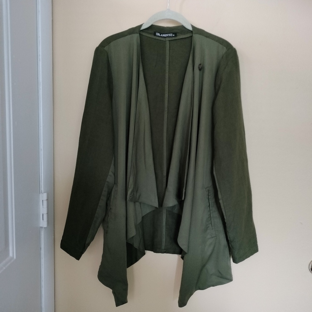 Blank NYC women's olive green draped cardigan jacket size M lagenlook Office